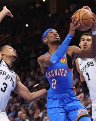 爱游戏官网-亚历山大34分文班亚马17+7 雷霆复仇马刺取4连胜