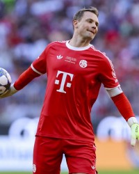 埃芬博格：我认为诺伊尔明夏合同到期后会离开拜仁，可能去美职联