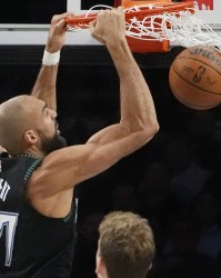 ayx sports-标配两双！戈贝尔5中5得到11分10板 防守给力送2断4帽&amp;但罚球5中1