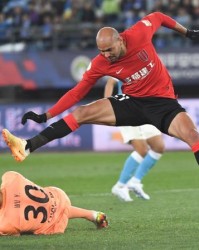 爱游戏体育-罚单：费利佩停赛3场罚款3万元 成都赛区罚款1万元